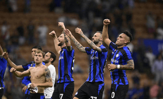 反对新赛季预算草案的是皇马和巴列卡诺，系俱乐部主动公开（皇马与巴列卡诺反对新赛季预算草案，信息由俱乐部主动披露）