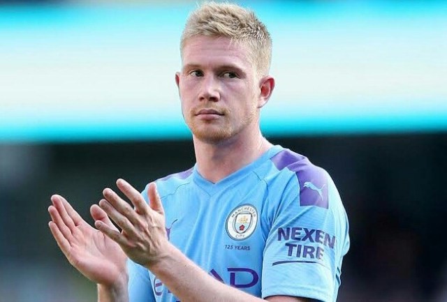 凯恩：点球前我确实碰到了对手的脸；拜仁之前杯赛成绩不理想（凯恩承认点球前触碰对手脸部；直言拜仁此前杯赛表现欠佳）