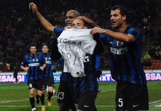 乌尔比希：能与诺伊尔、乌尔赖希一起训练很重要，他们很优秀（乌尔比希：与诺伊尔、乌尔赖希同训意义重大，他们都非常出色）