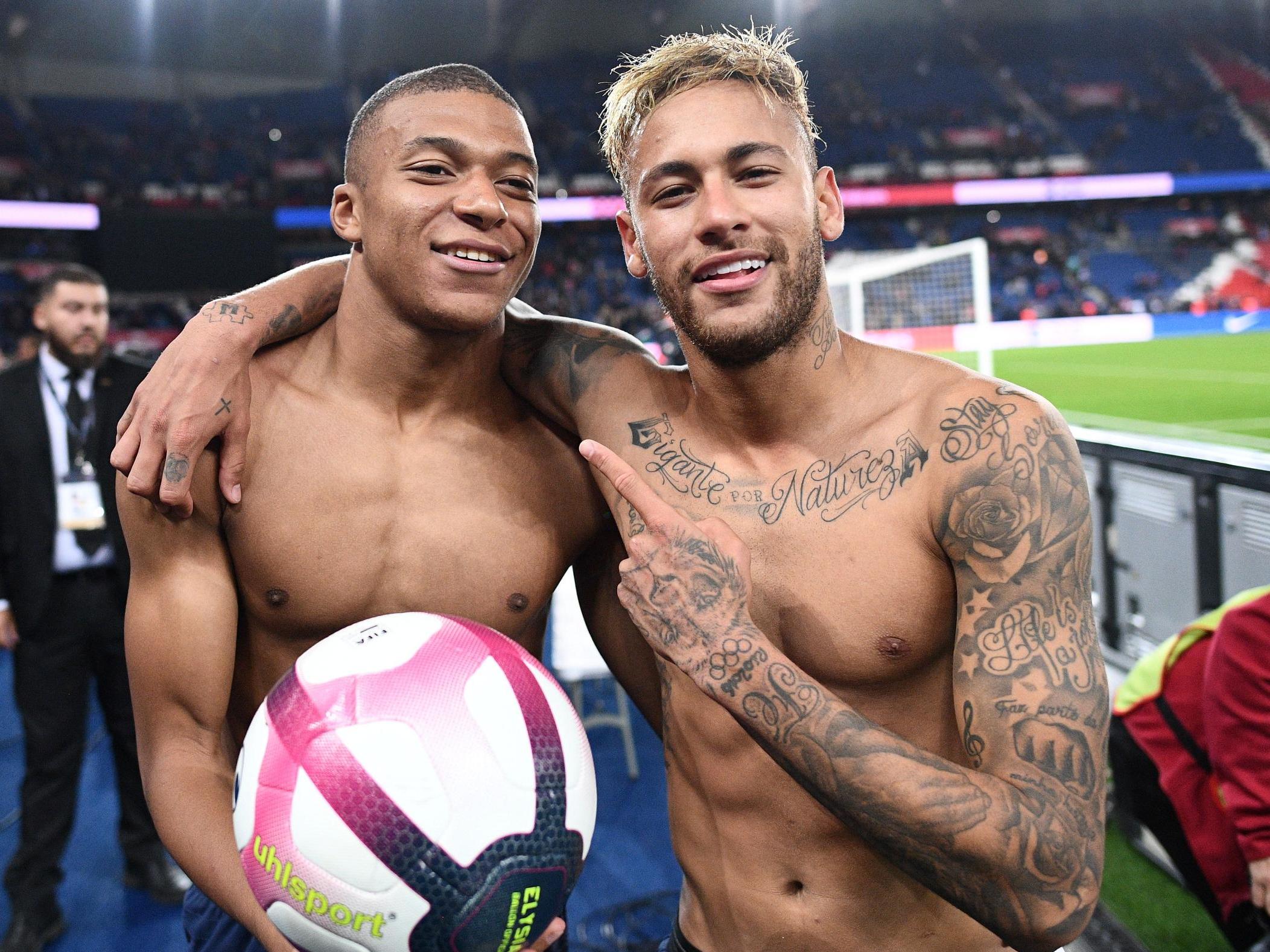 中国最孤独的奥运冠军，一人走过终点夺得冠军，却发现教练组弃她而去（中国奥运冠军的孤独瞬间：独自冲线夺金，回头不见教练组）